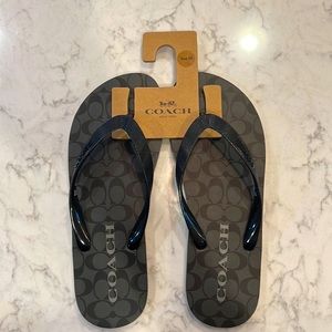 NWT Coach Women’s flip flops size 10